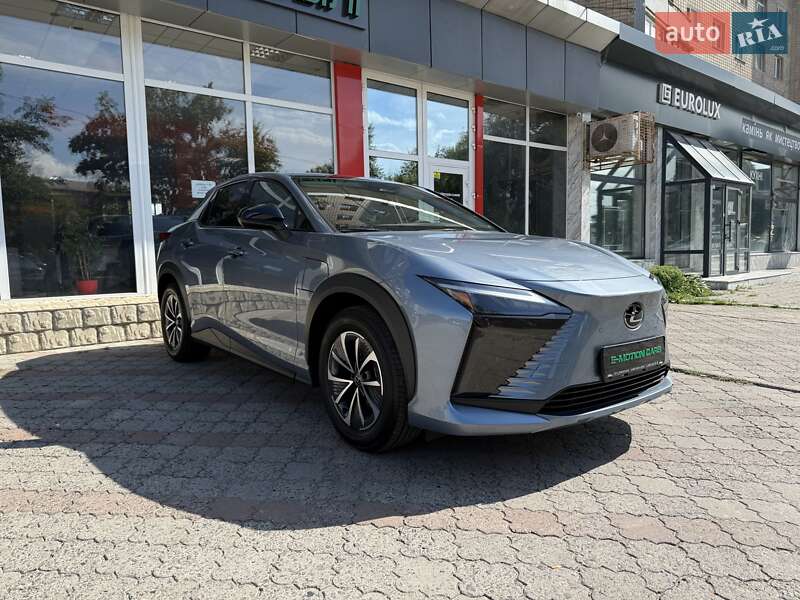 Lexus-3