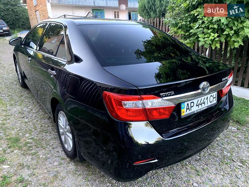 Toyota Camry 2012