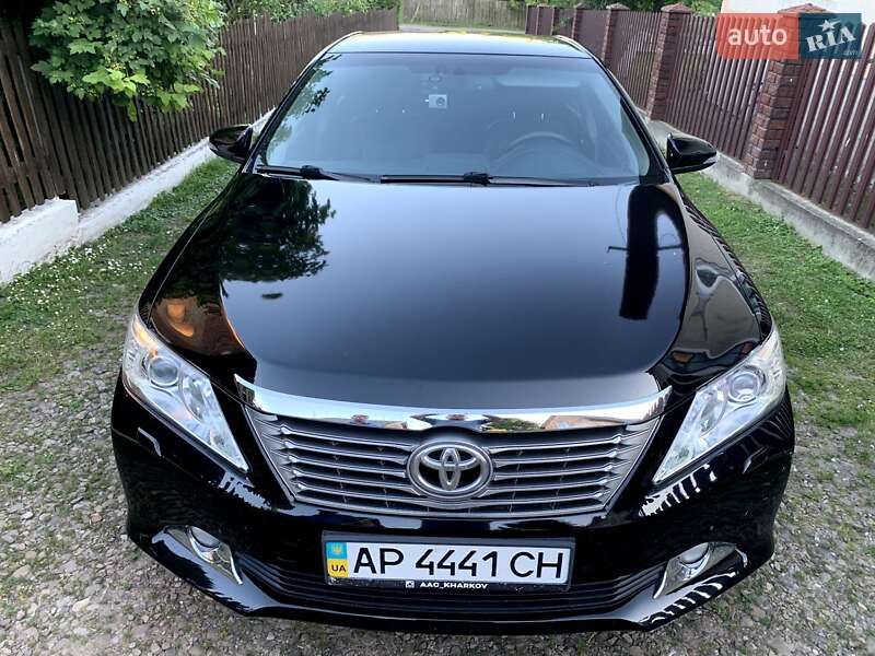Toyota Camry 2012