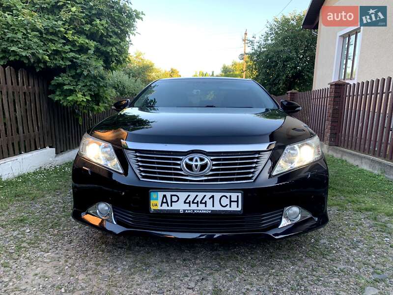 Toyota Camry 2012