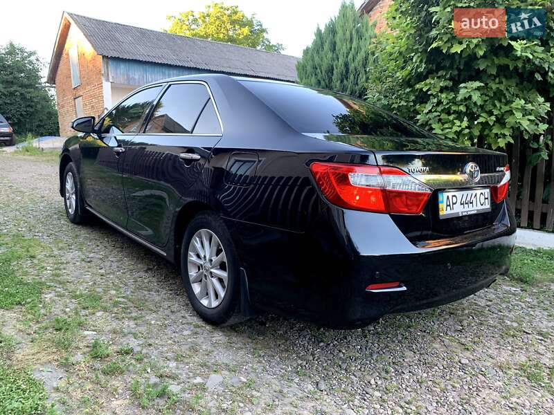 Toyota Camry 2012