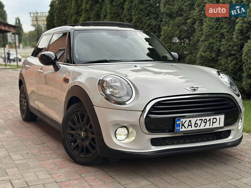 MINI Cooper 2018