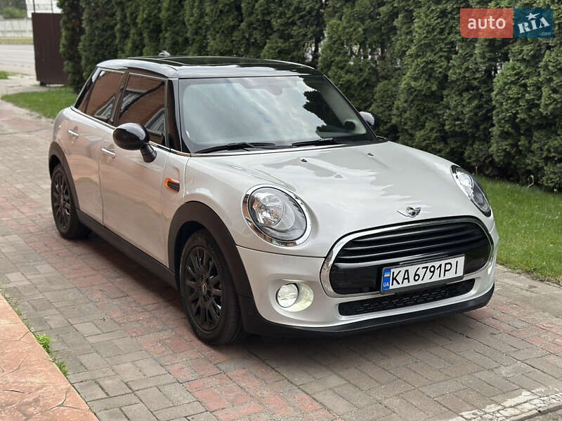 MINI Cooper 2018