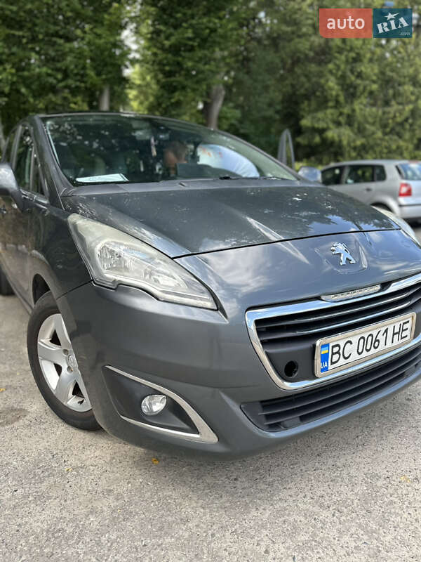 Peugeot 5008 2013