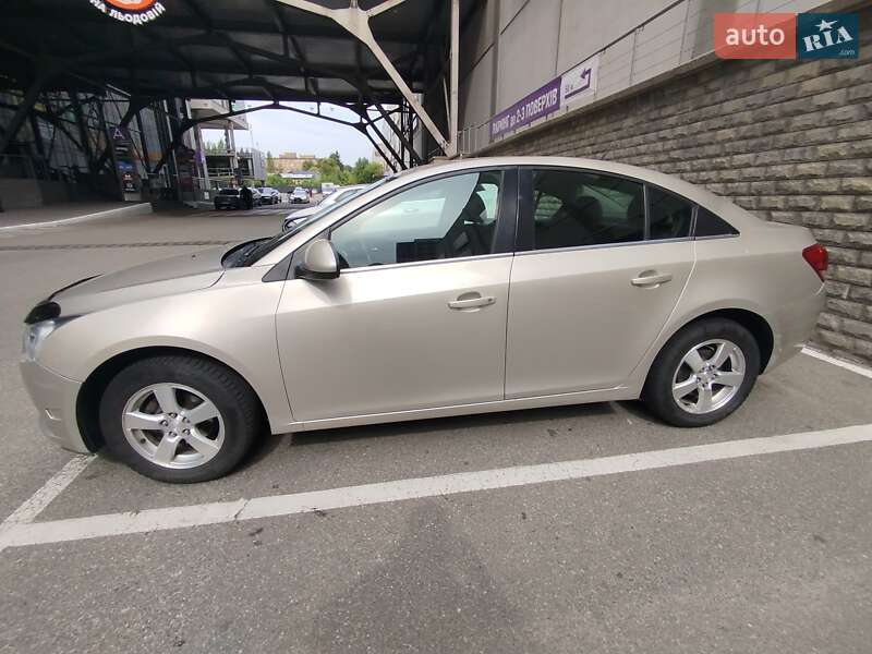 Chevrolet Cruze 2013