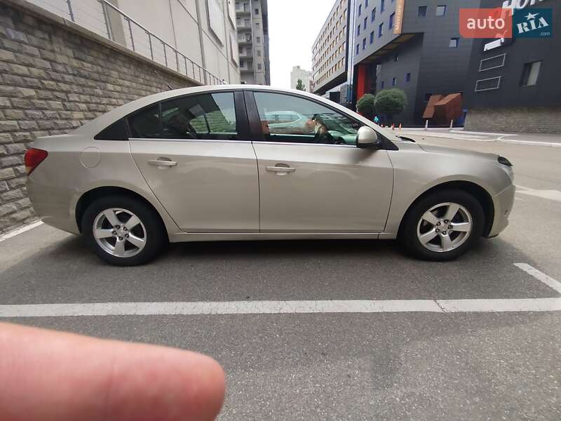 Chevrolet Cruze 2013