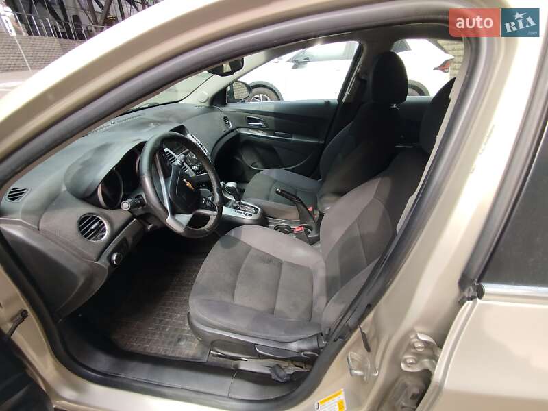 Chevrolet Cruze 2013