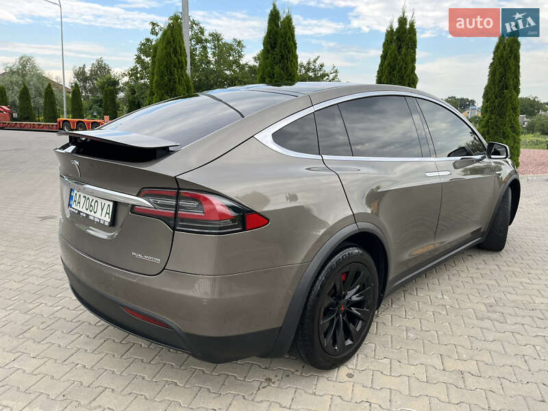 Tesla-31