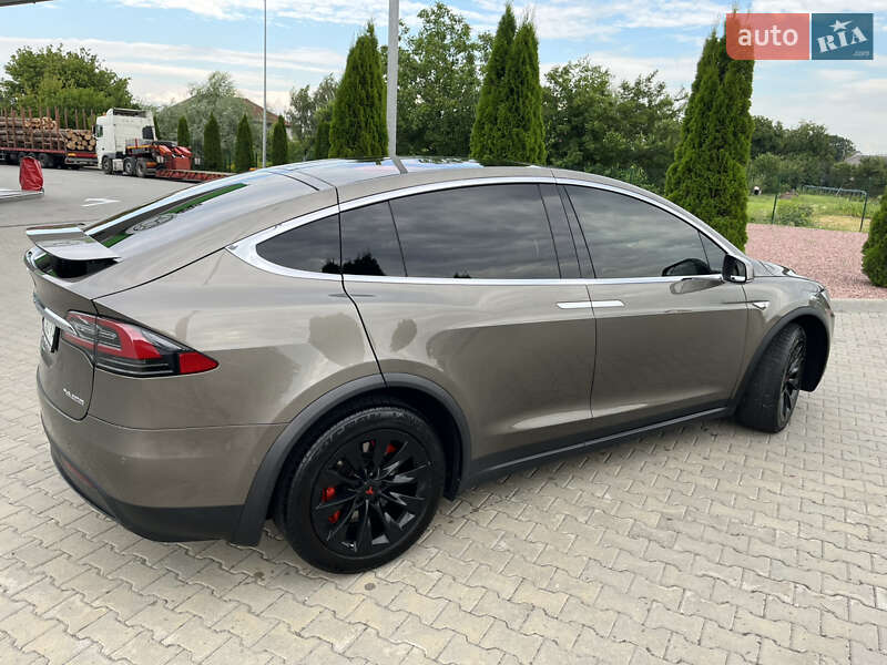 Tesla-27