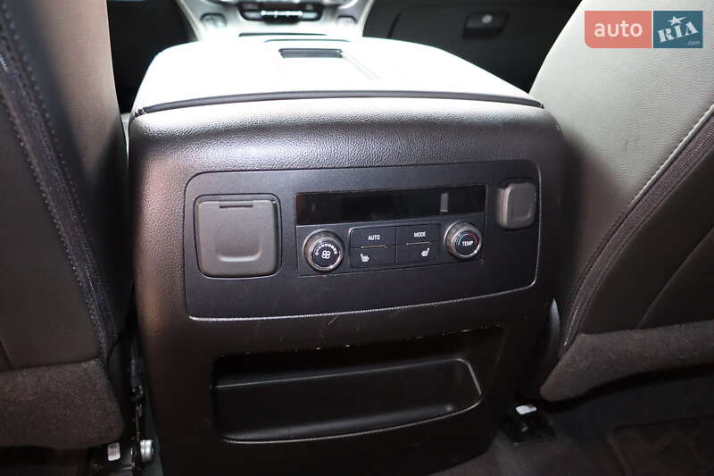 Chevrolet Tahoe 2018