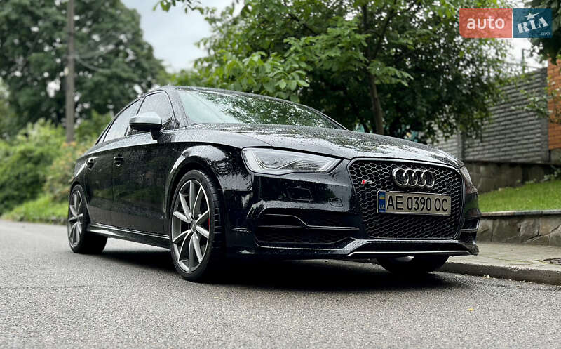 Audi-3