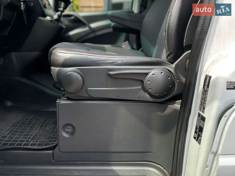 Mercedes-Benz Vito 2011