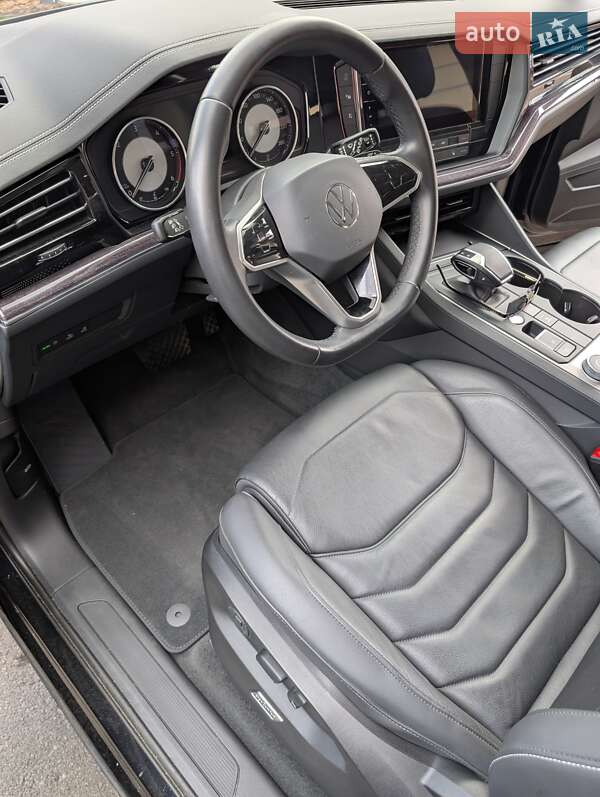 Volkswagen Touareg 2021