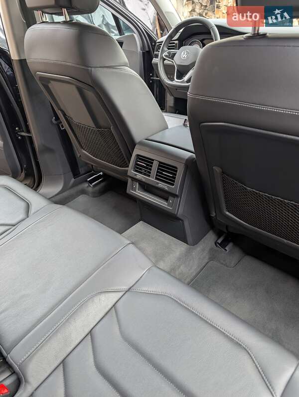 Volkswagen Touareg 2021