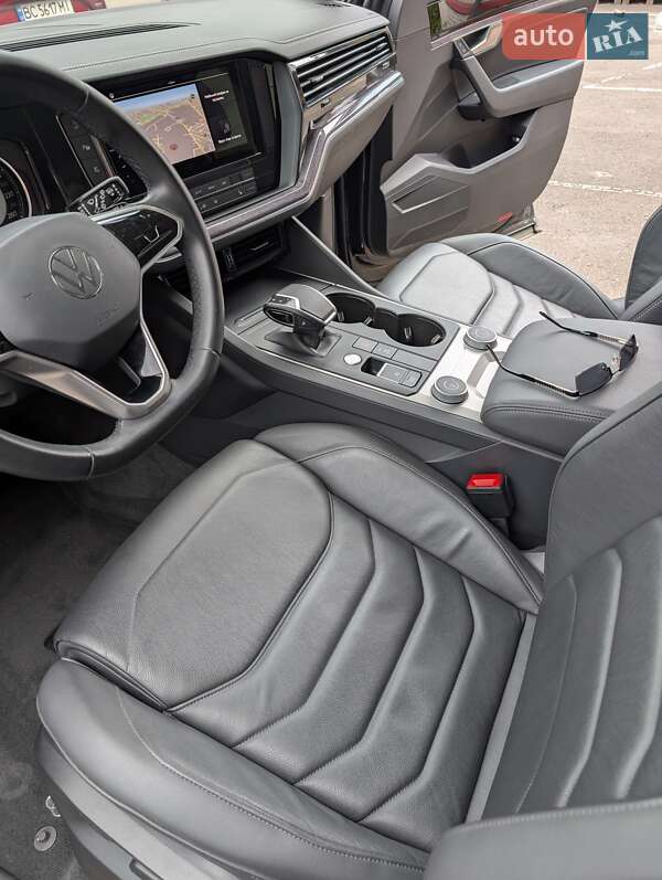 Volkswagen Touareg 2021