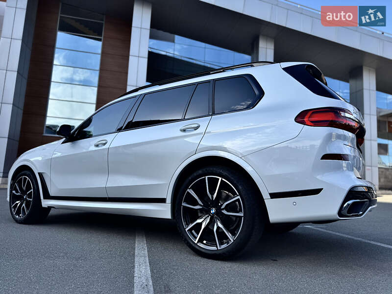 BMW X7 2019