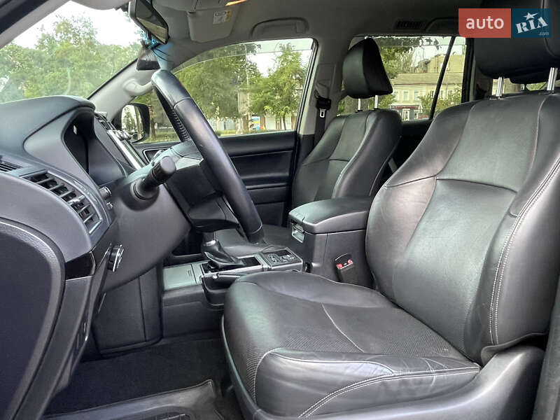 Toyota Land Cruiser Prado 2017