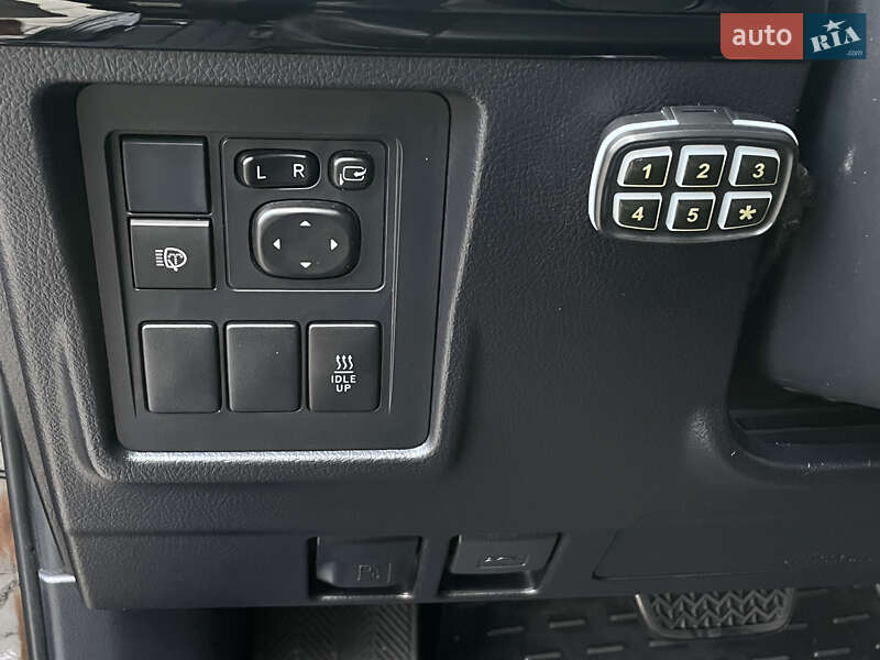 Toyota Land Cruiser Prado 2017