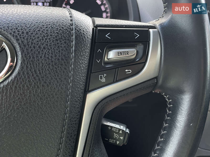 Toyota Land Cruiser Prado 2017