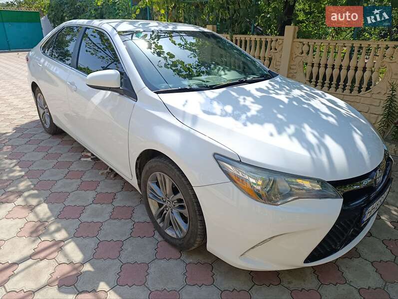 Toyota Camry 2015