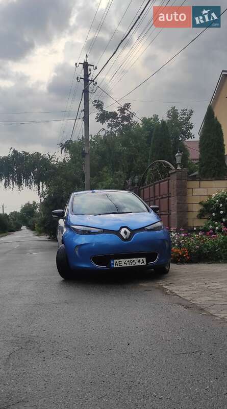 Renault-0
