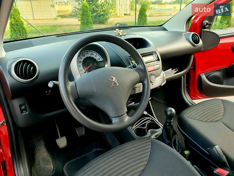Peugeot 107 2013