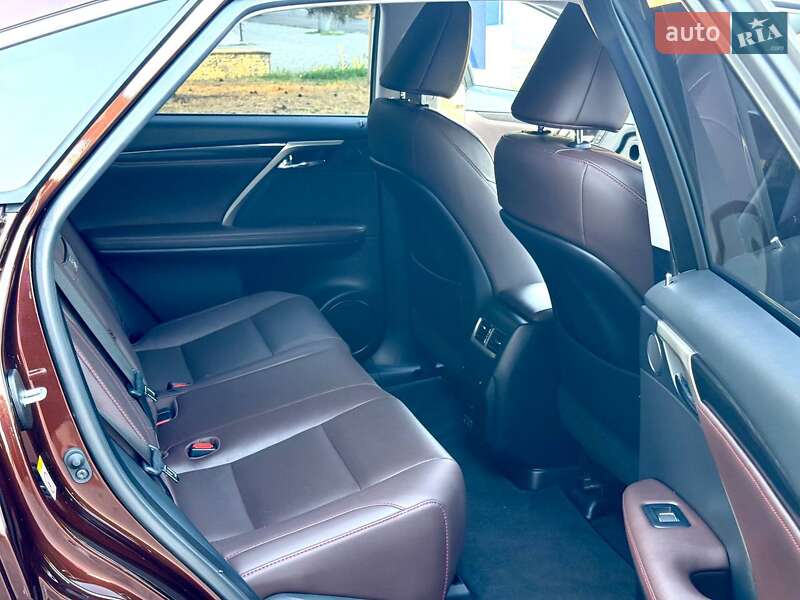 Lexus RX 2019