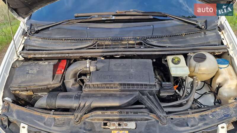 Mercedes-Benz Vito 2012