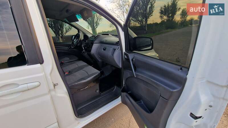 Mercedes-Benz Vito 2012