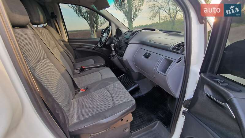 Mercedes-Benz Vito 2012