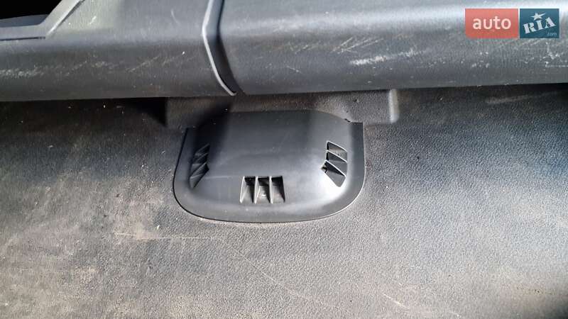 Mercedes-Benz Vito 2012