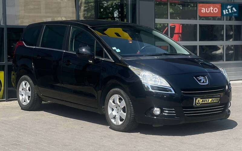 Peugeot 5008 2012