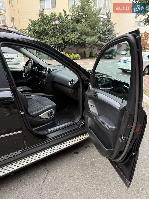 Mercedes-Benz M-Class 2007