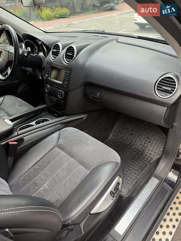 Mercedes-Benz M-Class 2007