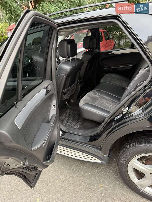 Mercedes-Benz M-Class 2007