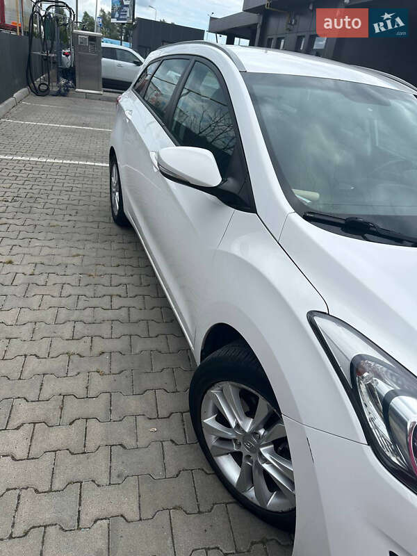 Hyundai i30 2014