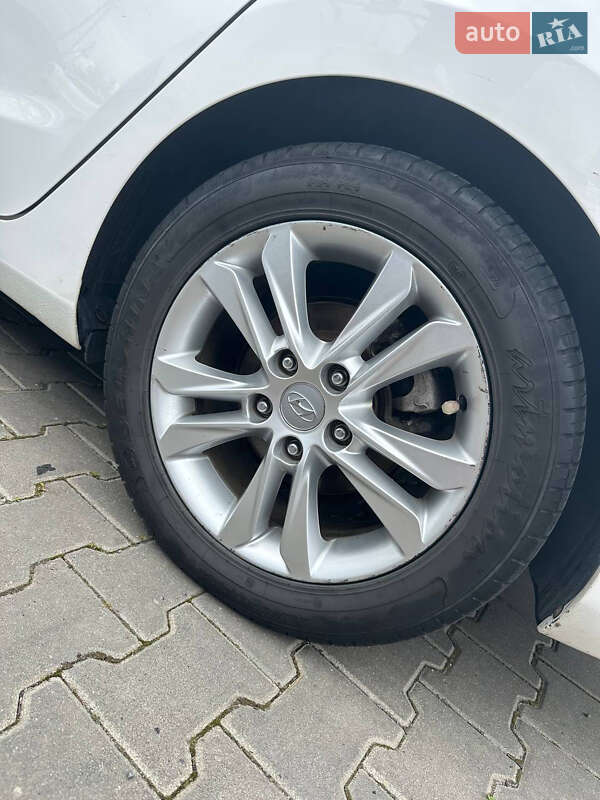 Hyundai i30 2014