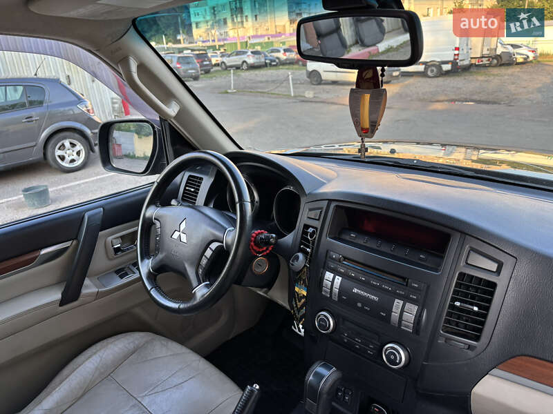 Mitsubishi Pajero Wagon 2007