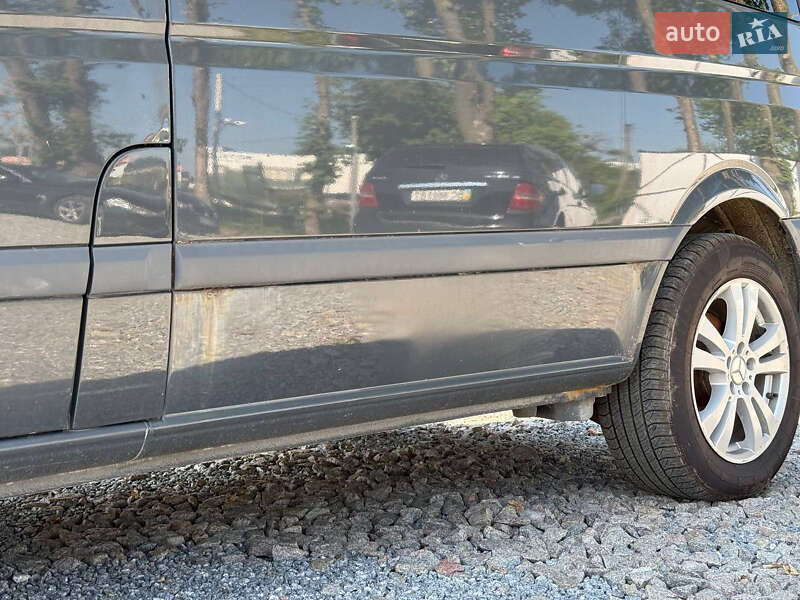 Mercedes-Benz Vito 2012