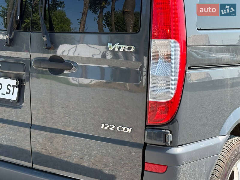 Mercedes-Benz Vito 2012