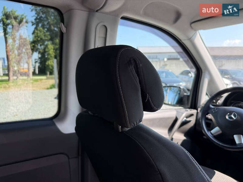 Mercedes-Benz Vito 2012