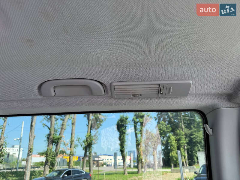 Mercedes-Benz Vito 2012