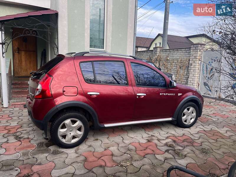 Renault Sandero 2012
