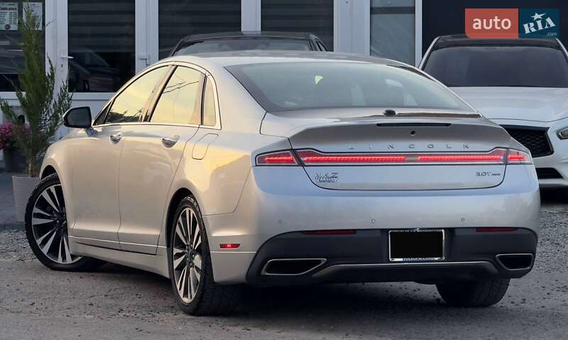 Lincoln MKZ 2017