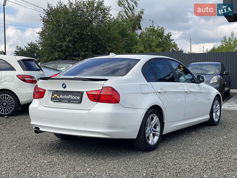 BMW 3 Series 2009