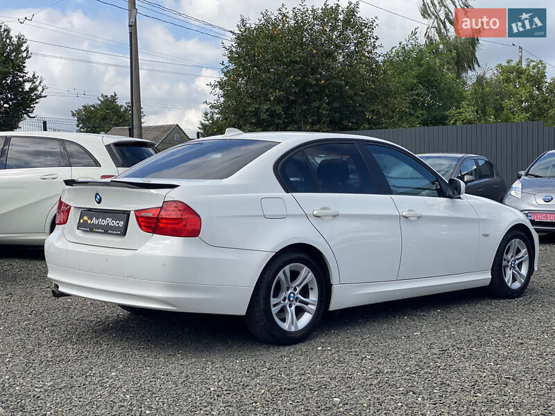 BMW 3 Series 2009