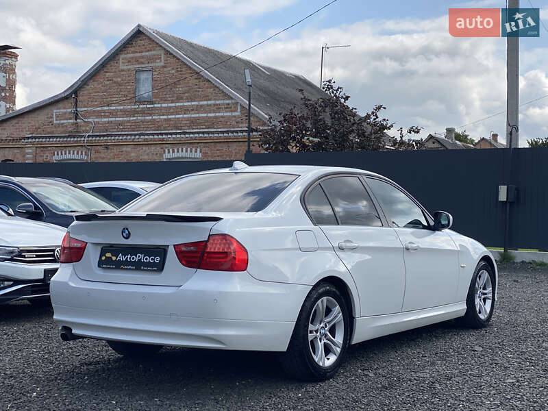 BMW 3 Series 2009