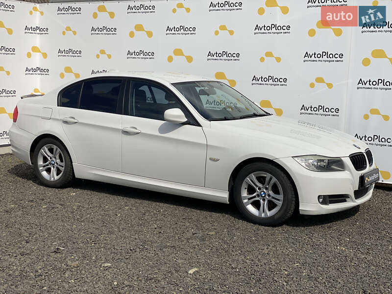 BMW 3 Series 2009