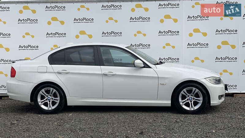 BMW 3 Series 2009