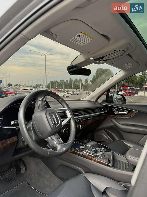 Audi Q7 2017